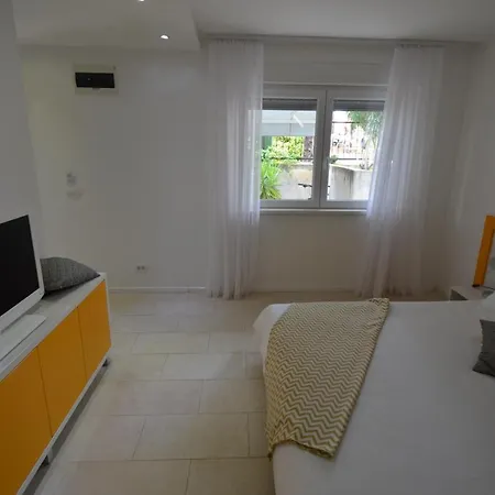 Apartamento Karmen Maria *