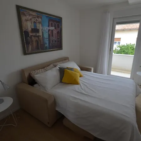 Karmen Maria Apartamento