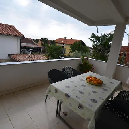 Apartamento Karmen Maria *